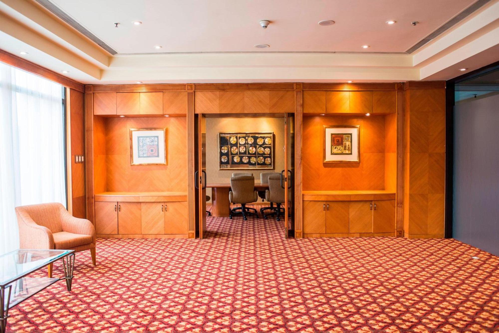 Sheraton Pilar Hotel & Convention Center Εξωτερικό φωτογραφία