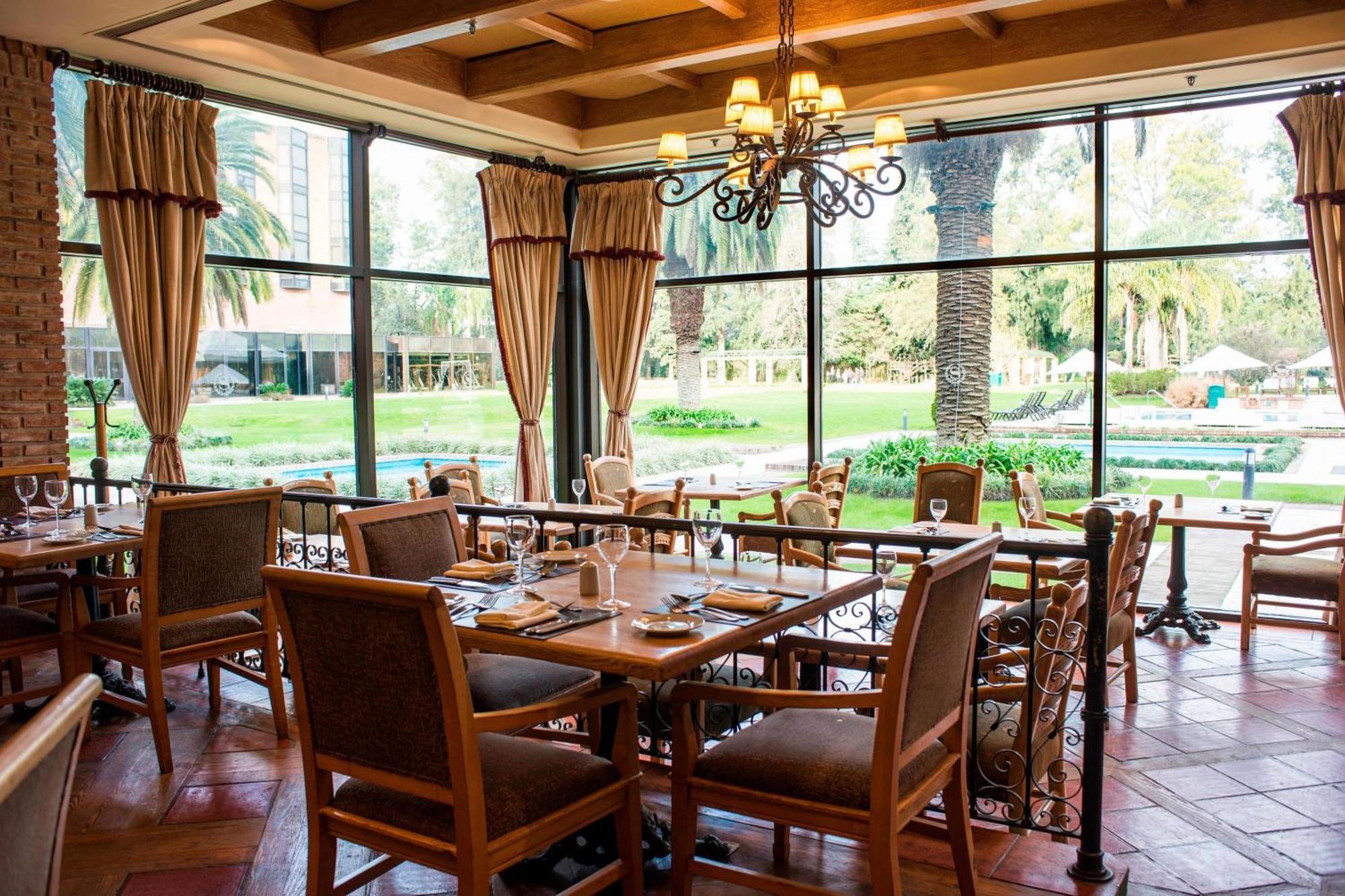 Sheraton Pilar Hotel & Convention Center Εξωτερικό φωτογραφία